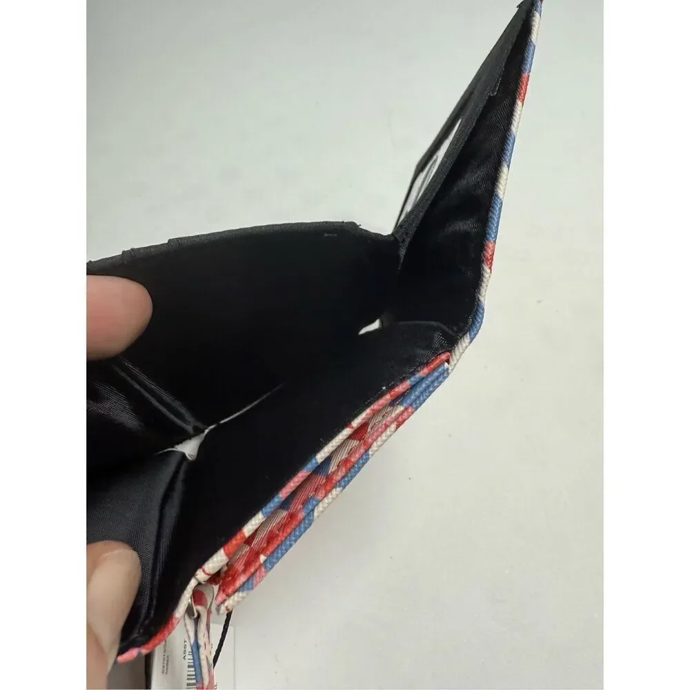 NWT Mundi On the Go Ladies Aztec Print Tri Fold Wallet